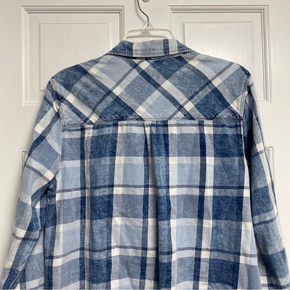 Staccato women's Large Button Down Blouse Blue plaid button Inverted Fabric - Picture 10 of 13